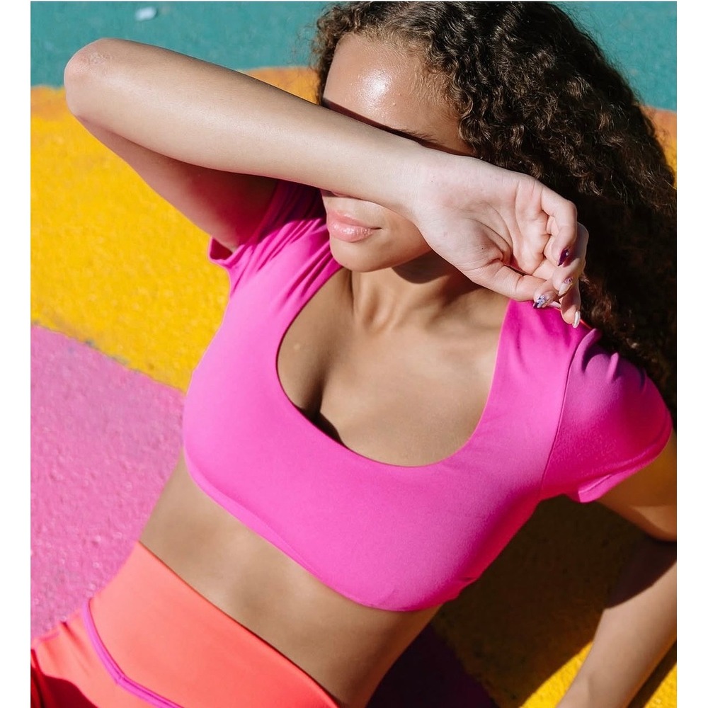 Women’s Scoop Neck Hot Pink Crop Top